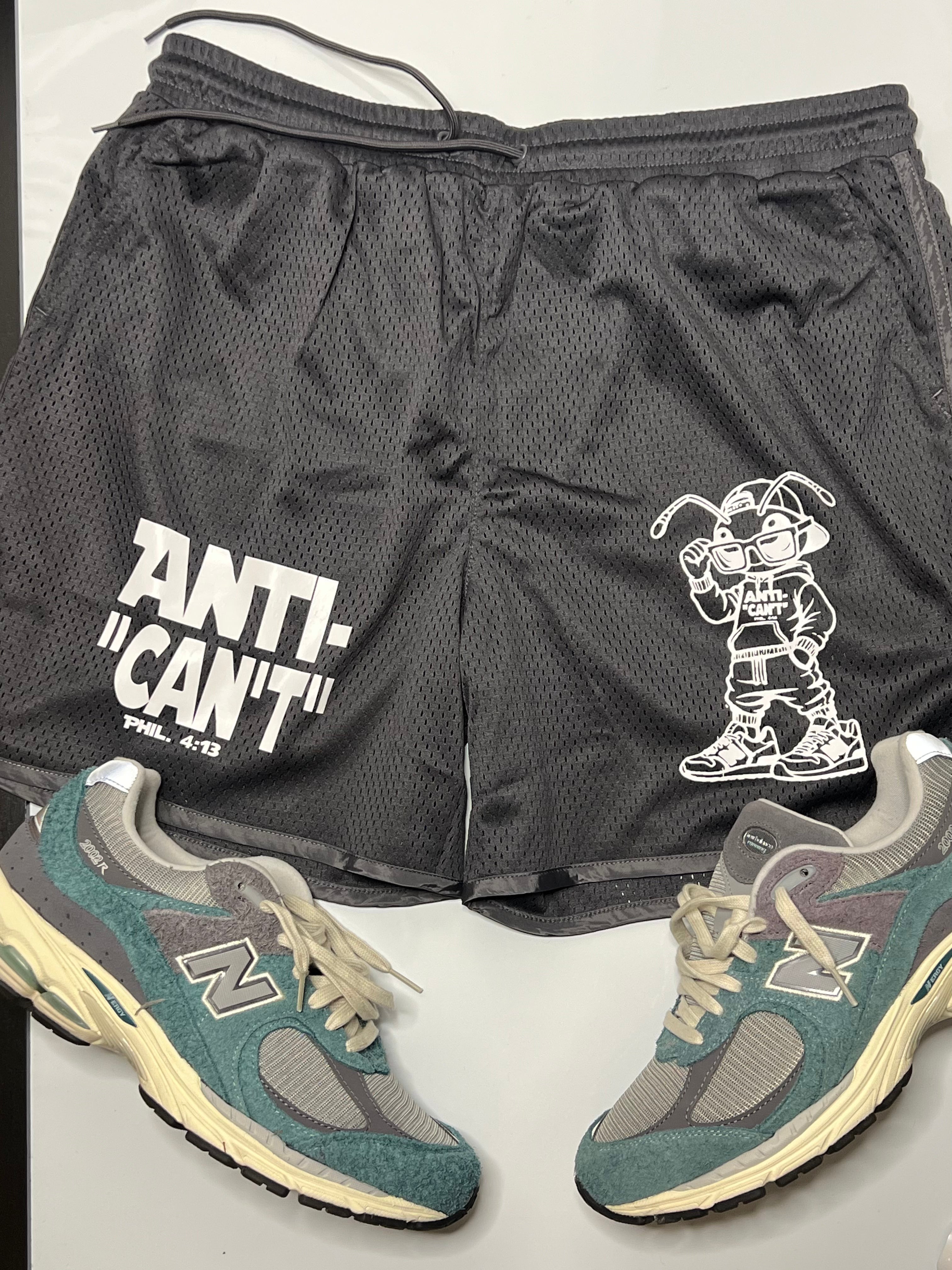 Anti-"Can't" Double-Layer Mesh Shorts